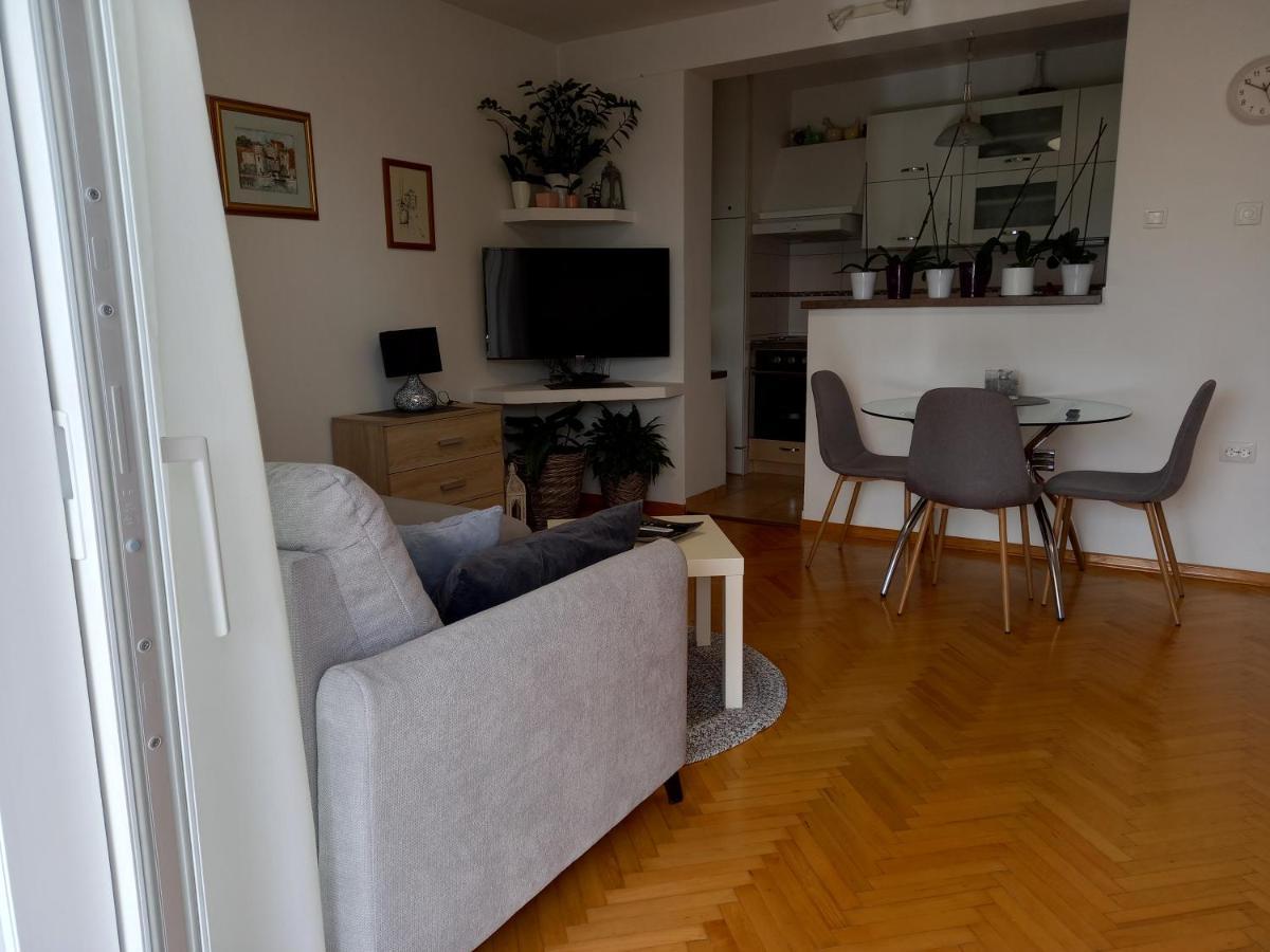 Apartments Anita Crikvenica Buitenkant foto